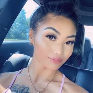 Meet your Posher, Mylinh